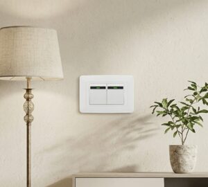 Sala de apartamento moderno con interruptor luz doble